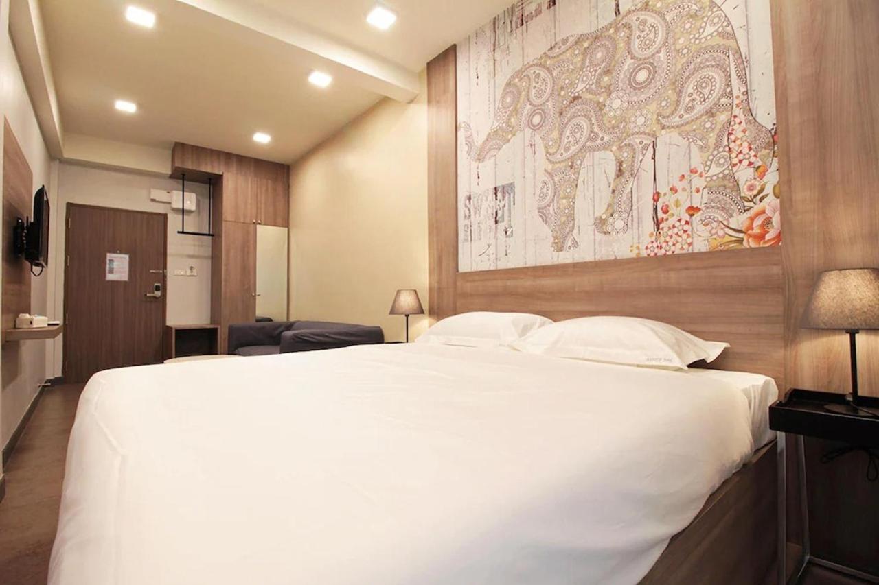 R 17 Living Hotel Bangkok Exteriér fotografie
