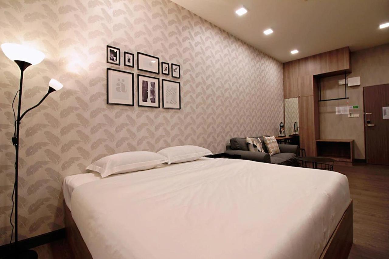 R 17 Living Hotel Bangkok Exteriér fotografie